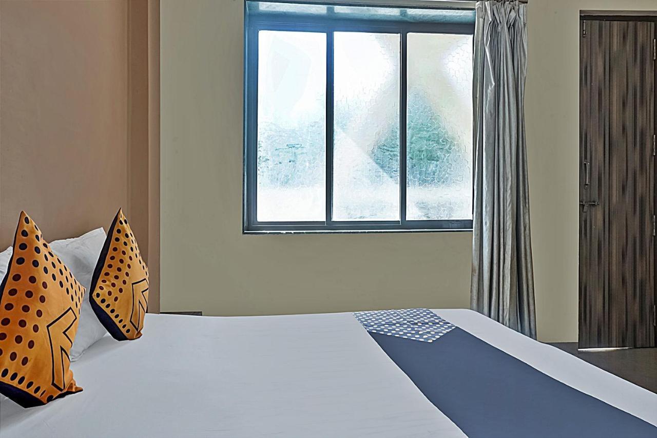 Oyo Flagship 75444 Hotel Kinara Lodging & Boarding Mangvadi Zewnętrze zdjęcie